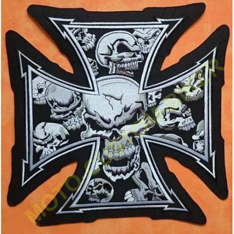 Patch, écusson croix de malte, tête de mort