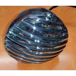 Phare pour chopper et bobber en Alu poli avec sa grille