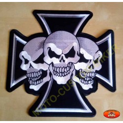 Patch, écusson croix de malte 3 skulls, grand format